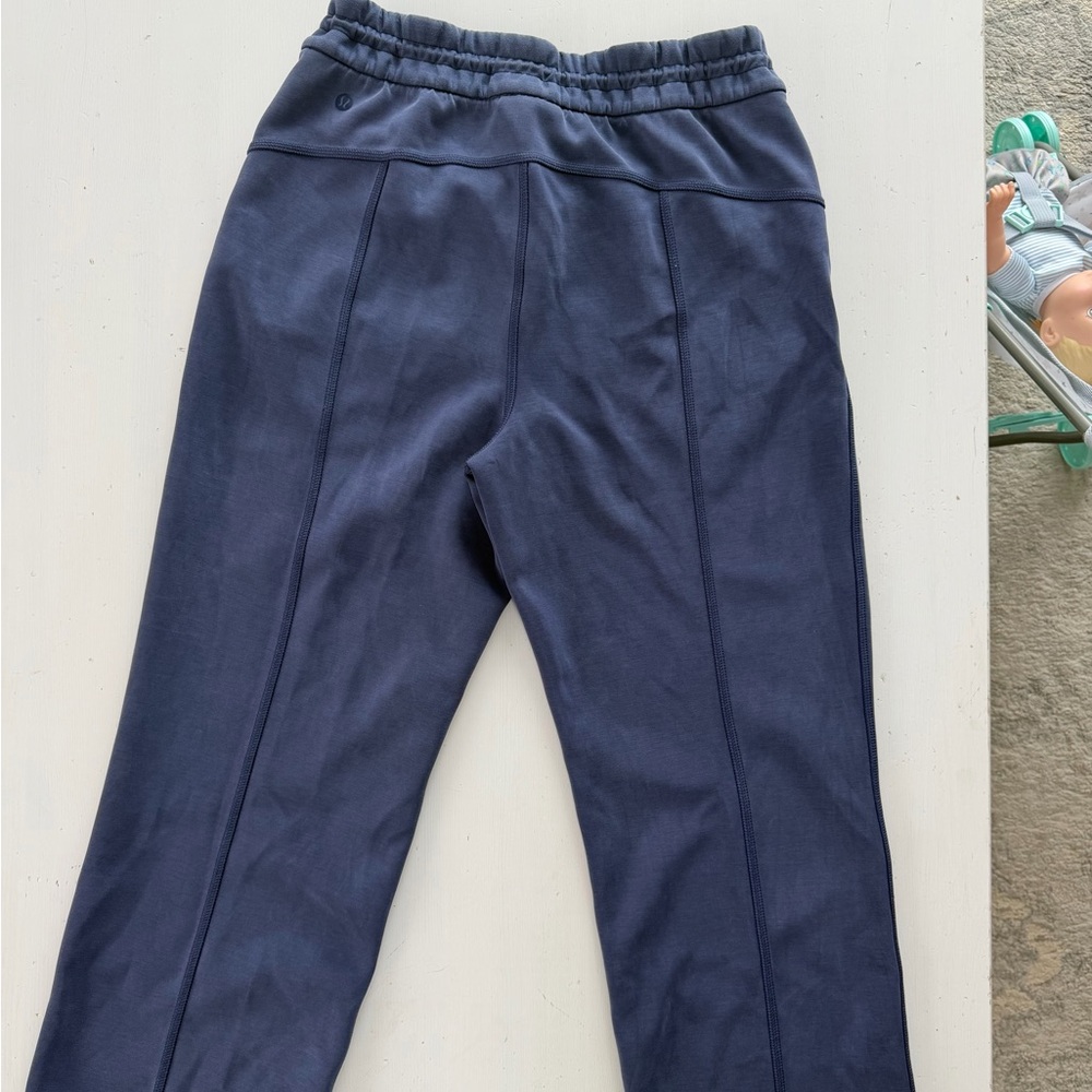 Lululemon Softstreme High Rise Pants Night Sea Size 6 Cropped Originally $118 - Picture 7 of 7